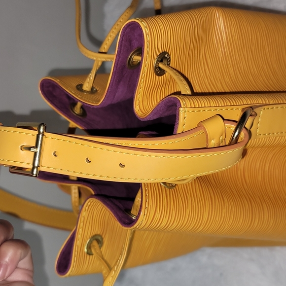 100% Original LOUIS VUITTON Petit Noe Epi Yellow Shoulder Bag - Picture 4 of 9